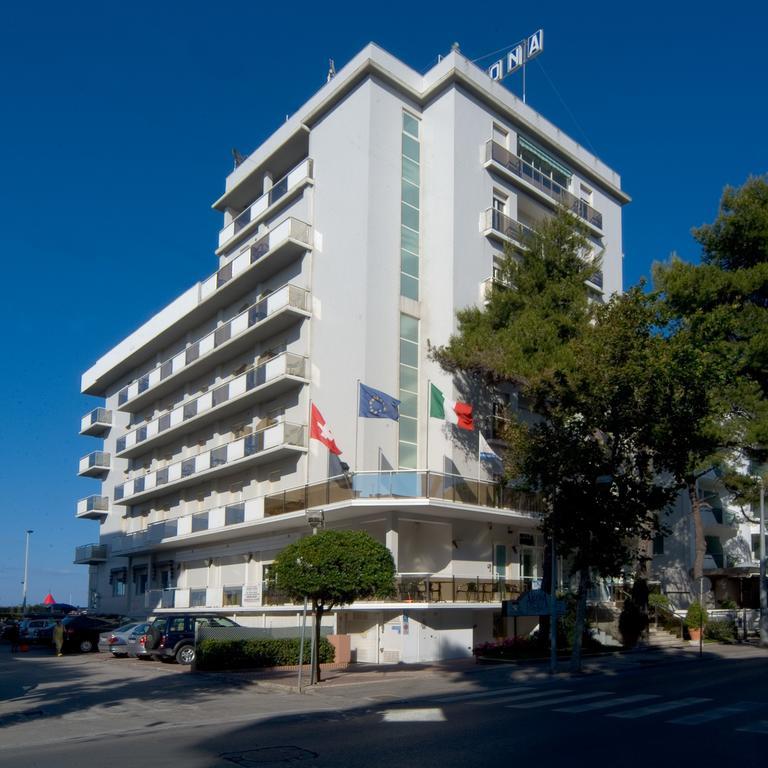 ריצ'יונה Hotel Arizona מראה חיצוני תמונה